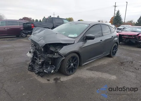 2016 Ford Focus St z USA, uszkodzony, nr VIN 1FADP3L93GL350875